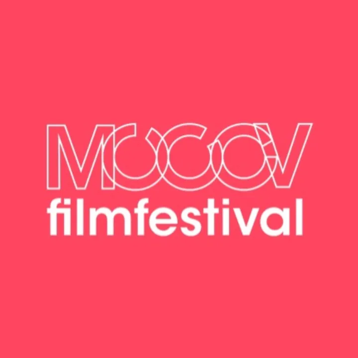 MOOOV